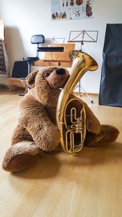 Blechblasinstrumente.jpg Blechblasinstrumente.jpg